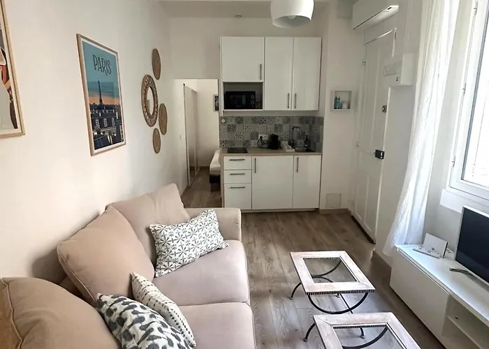 Apartment A Proximite Immediate De La Tour Eiffel